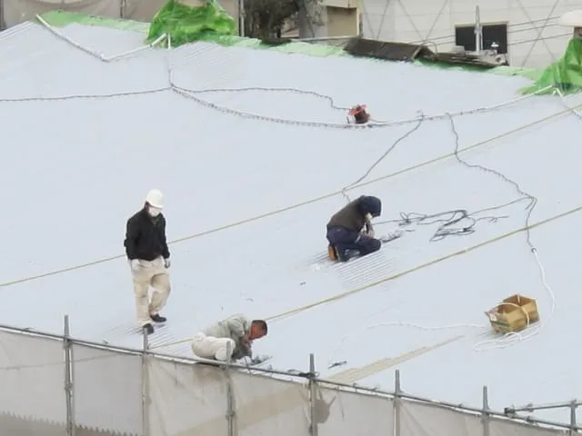 屋根工事店の特徴とは？プロに屋根の修理を任せるメリット